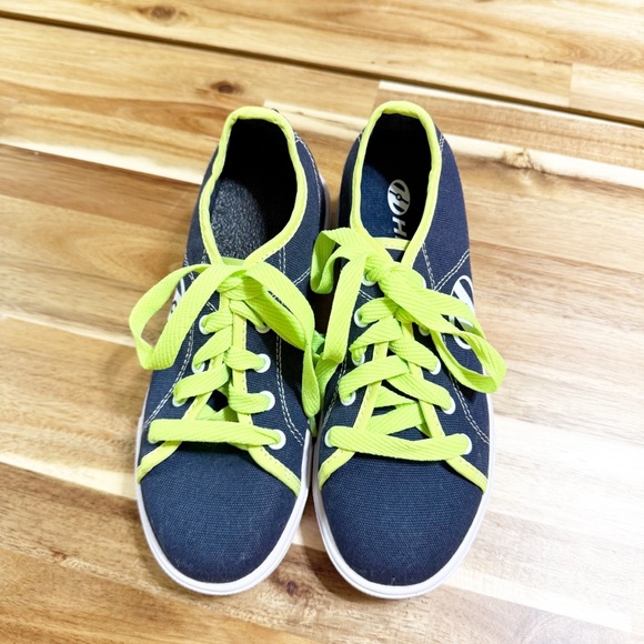 Heely’s Roller Skate Blue & Lime Green Kids Sneakers size 3 youth - Picture 4 of 8